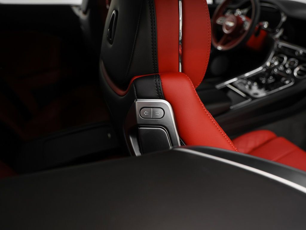 Used 2022 Bentley Continental GT image 23