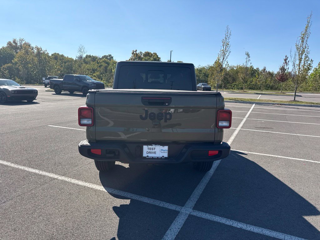 New 2026 Jeep Gladiator Sport w/ Dual Top Group AWD/4WD image 6