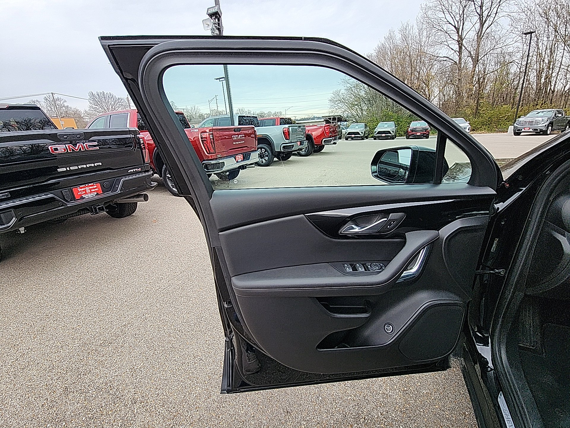 Certified 2022 Chevrolet Blazer Premier w/ Driver Confidence II Package image 12