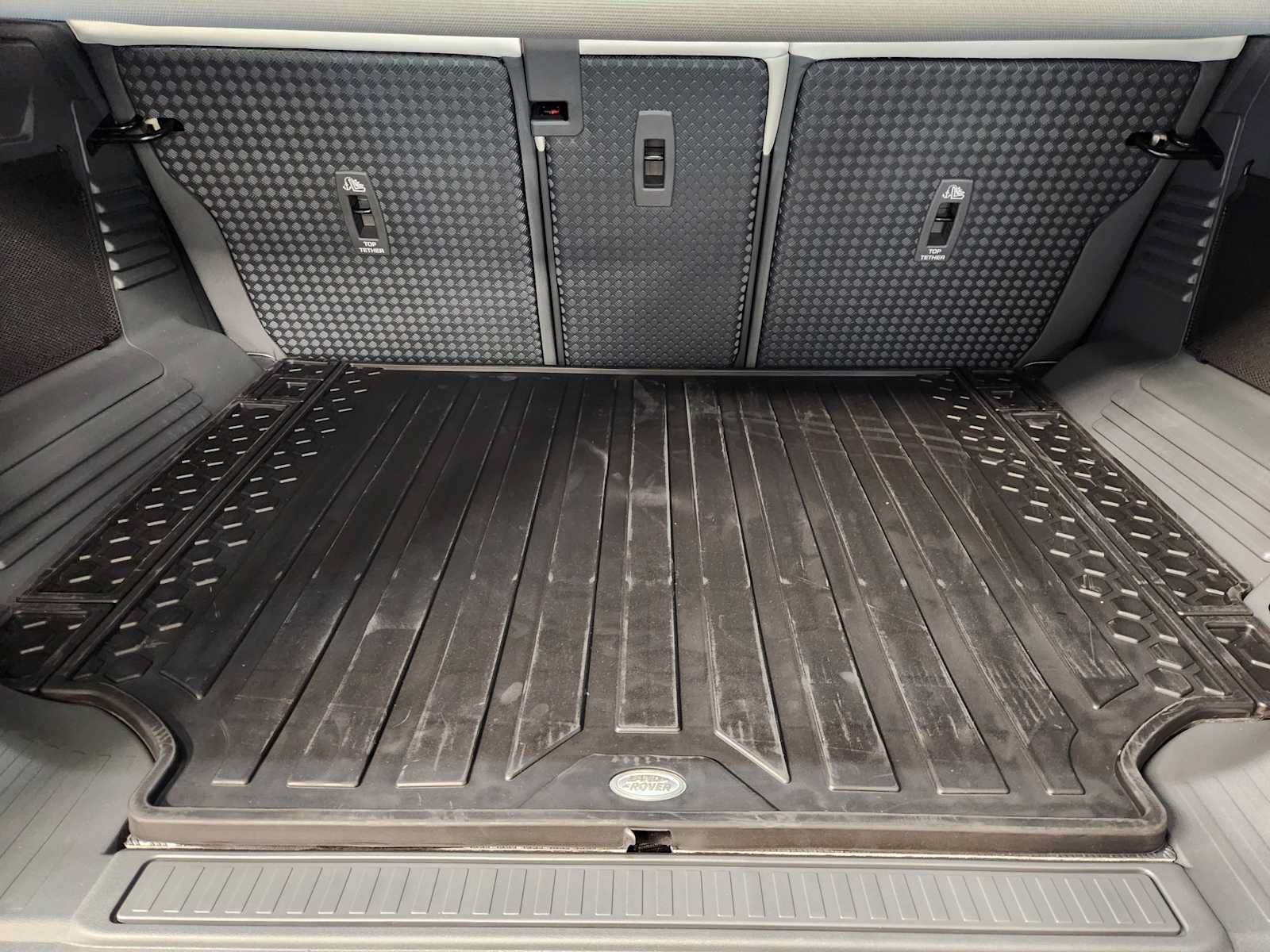 New 2026 Land Rover Defender 110 S AWD/4WD image 58