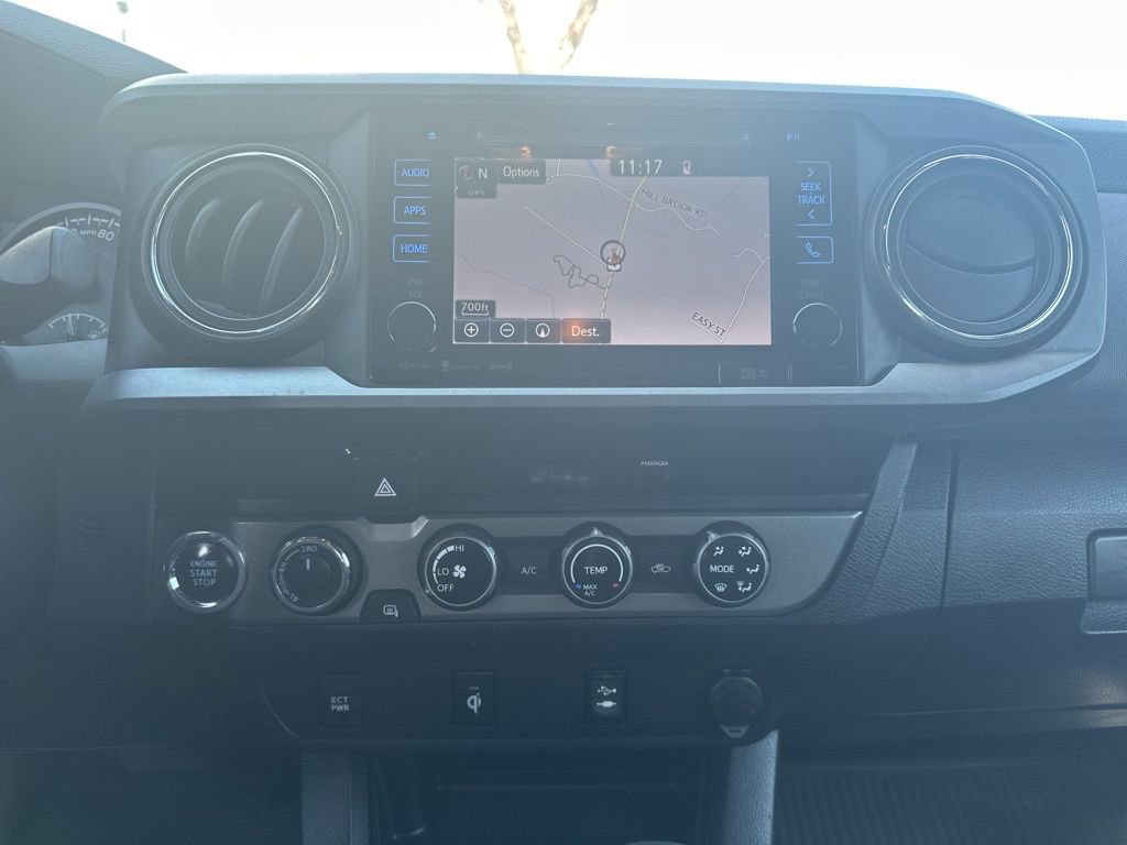 Used 2017 Toyota Tacoma TRD Off-Road w/ Tow Package (A/T) image 22