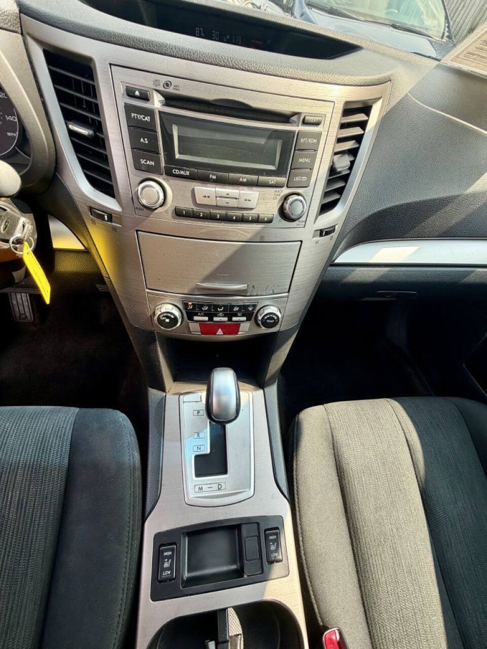 Used 2013 Subaru Outback 2.5i Premium AWD/4WD image 13