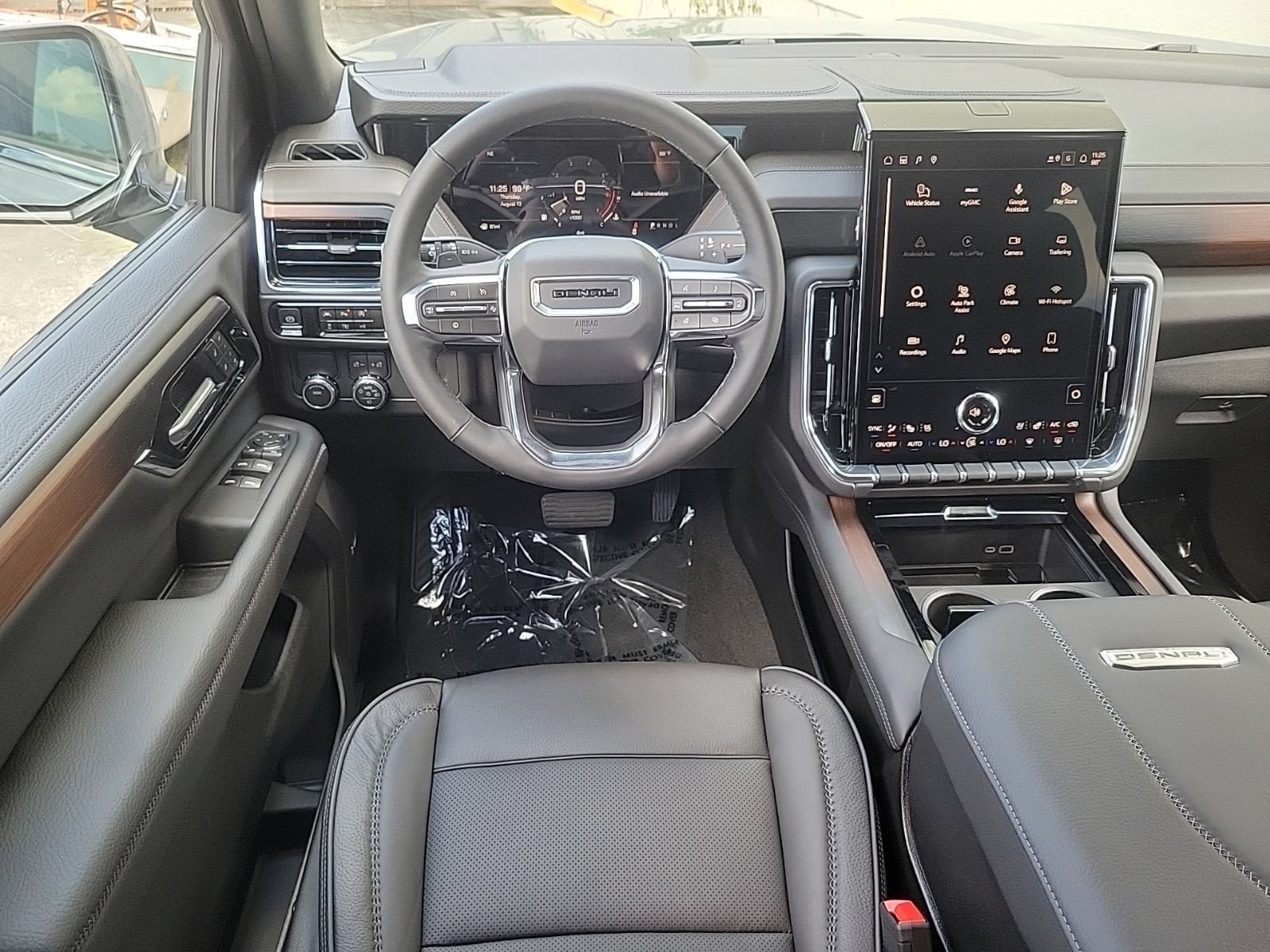 New 2026 GMC Yukon XL Denali RWD image 13