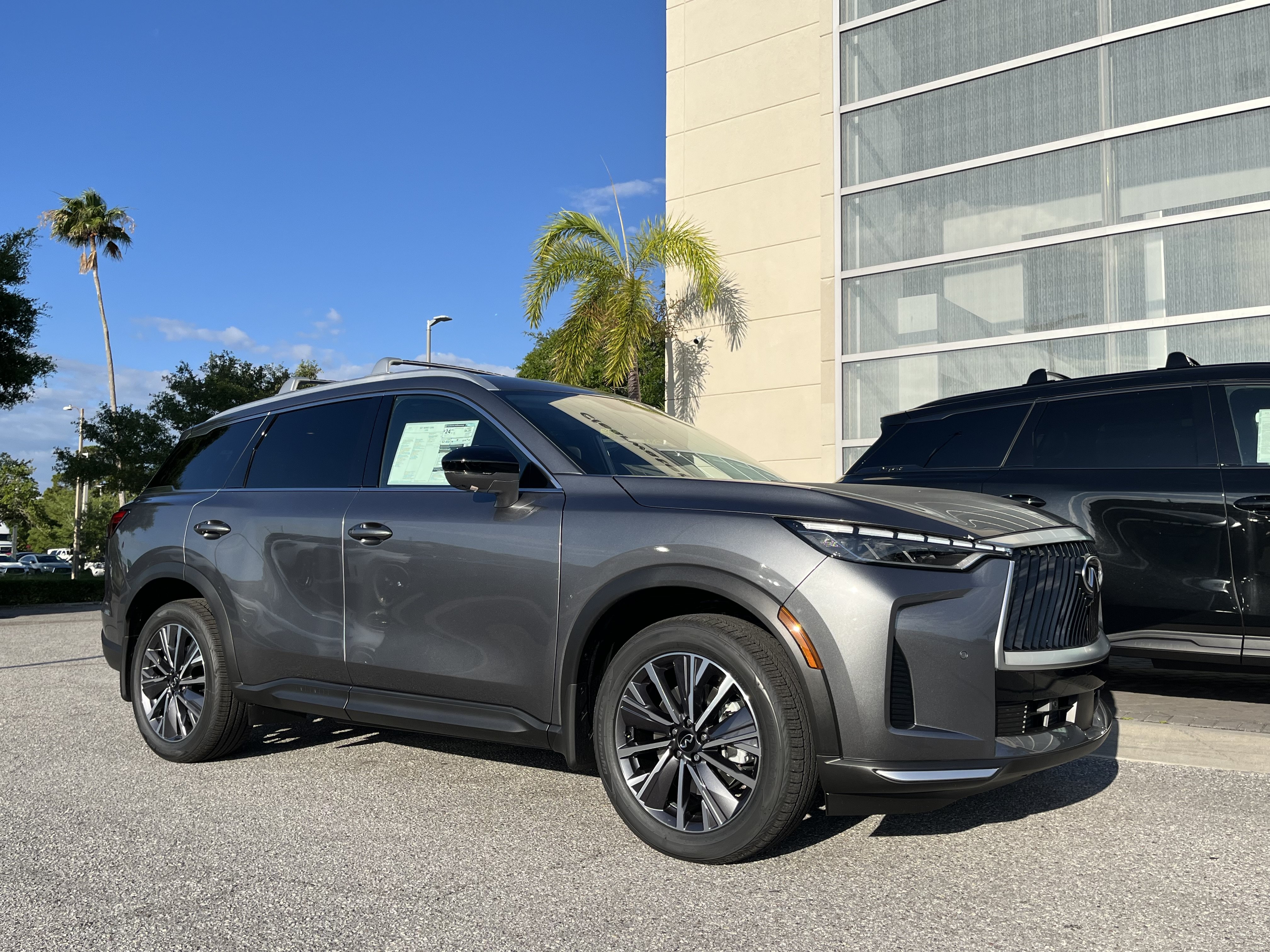 New 2027 INFINITI QX60 Luxe w/ Cargo Package FWD image 8
