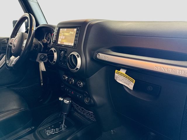 Used 2016 Jeep Wrangler Unlimited Rubicon AWD/4WD image 26