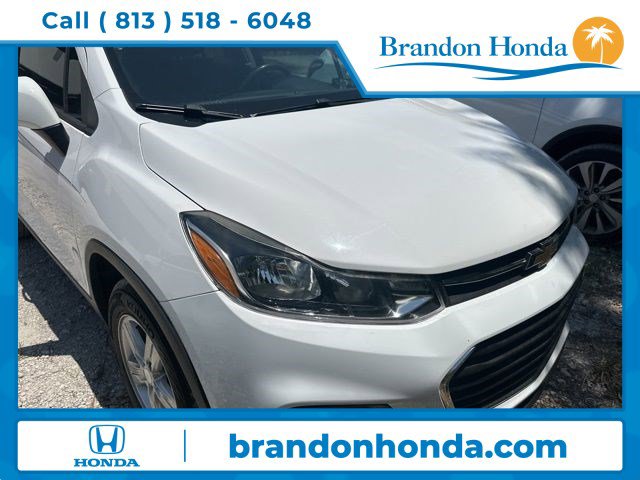 Used 2020 Chevrolet Trax LS w/ Tint and Cruise Package FWD image 1