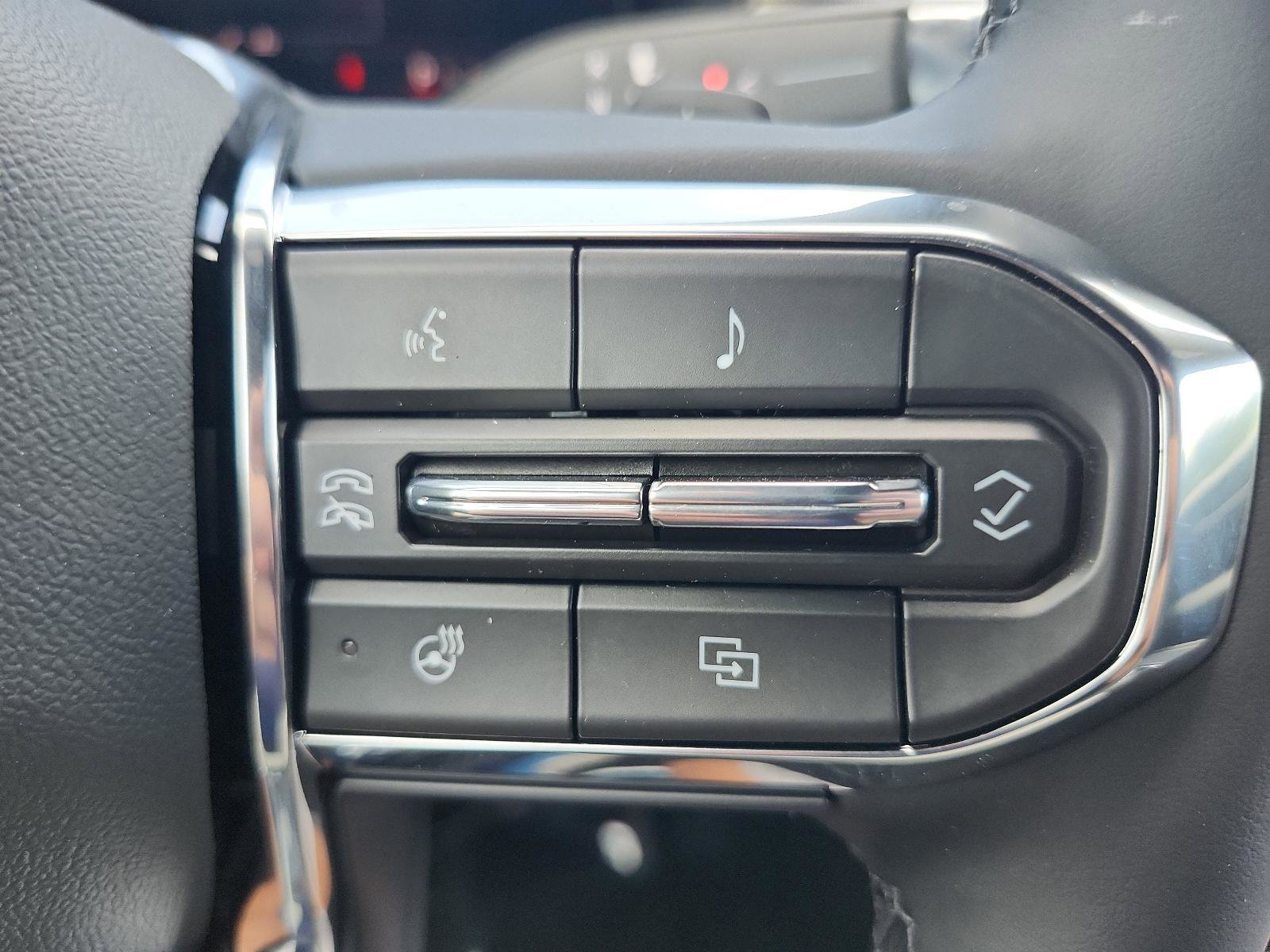 New 2025 GMC Acadia Elevation image 19