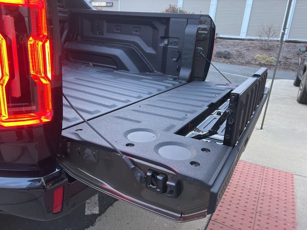 New 2025 GMC Hummer EV 2X image 48