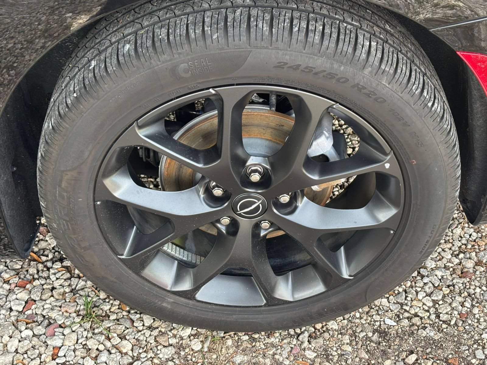 Used 2025 Chrysler Pacifica Limited FWD image 33