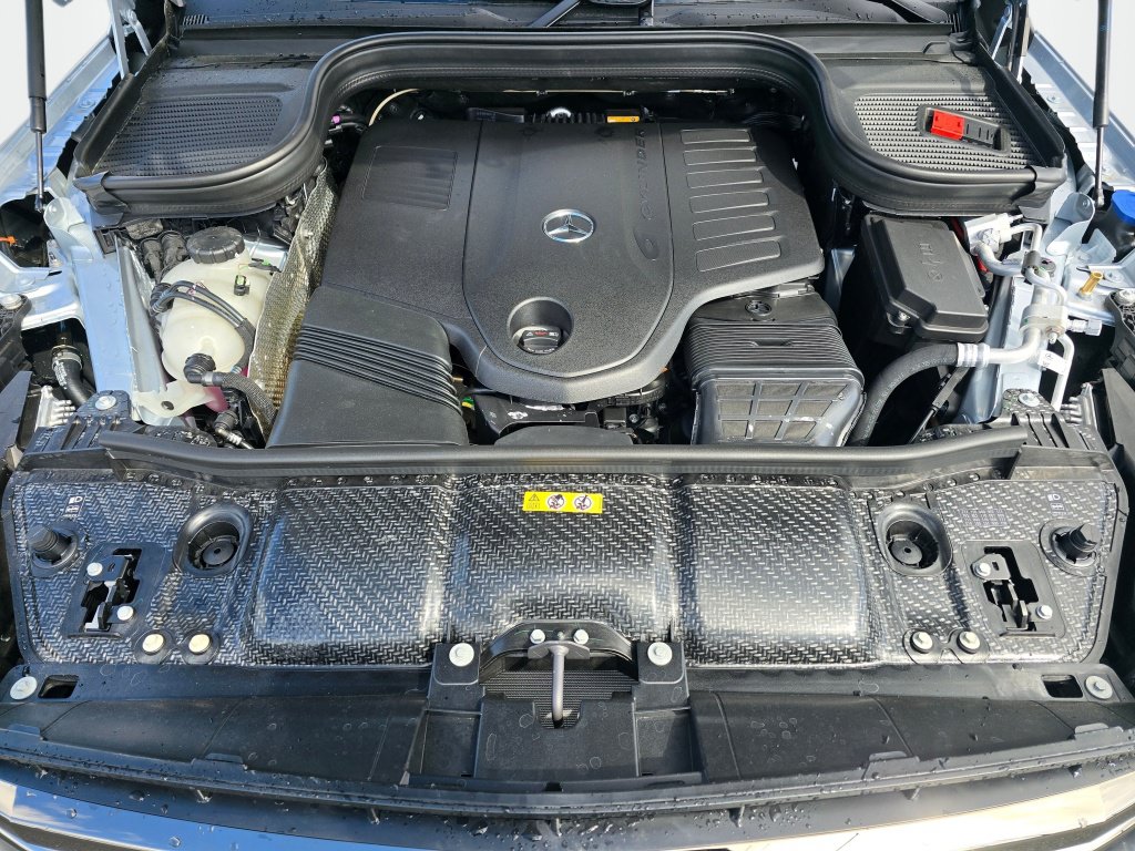 New 2026 Mercedes-Benz GLS 450 4MATIC image 10