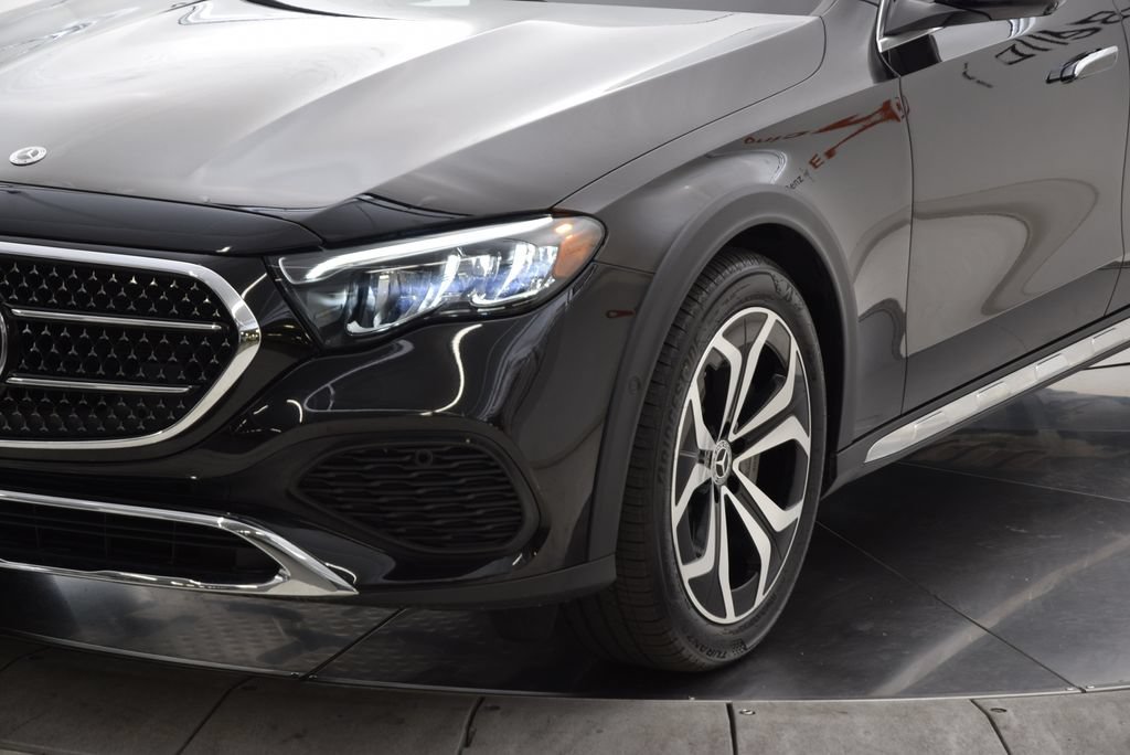 Used 2026 Mercedes-Benz E 450 4MATIC All-Terrain Wagon image 11