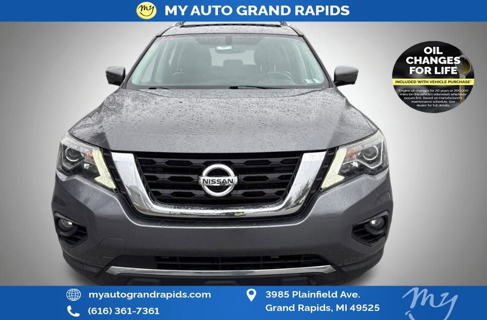 Used 2017 Nissan Pathfinder SL w/ SL Premium Package image 3