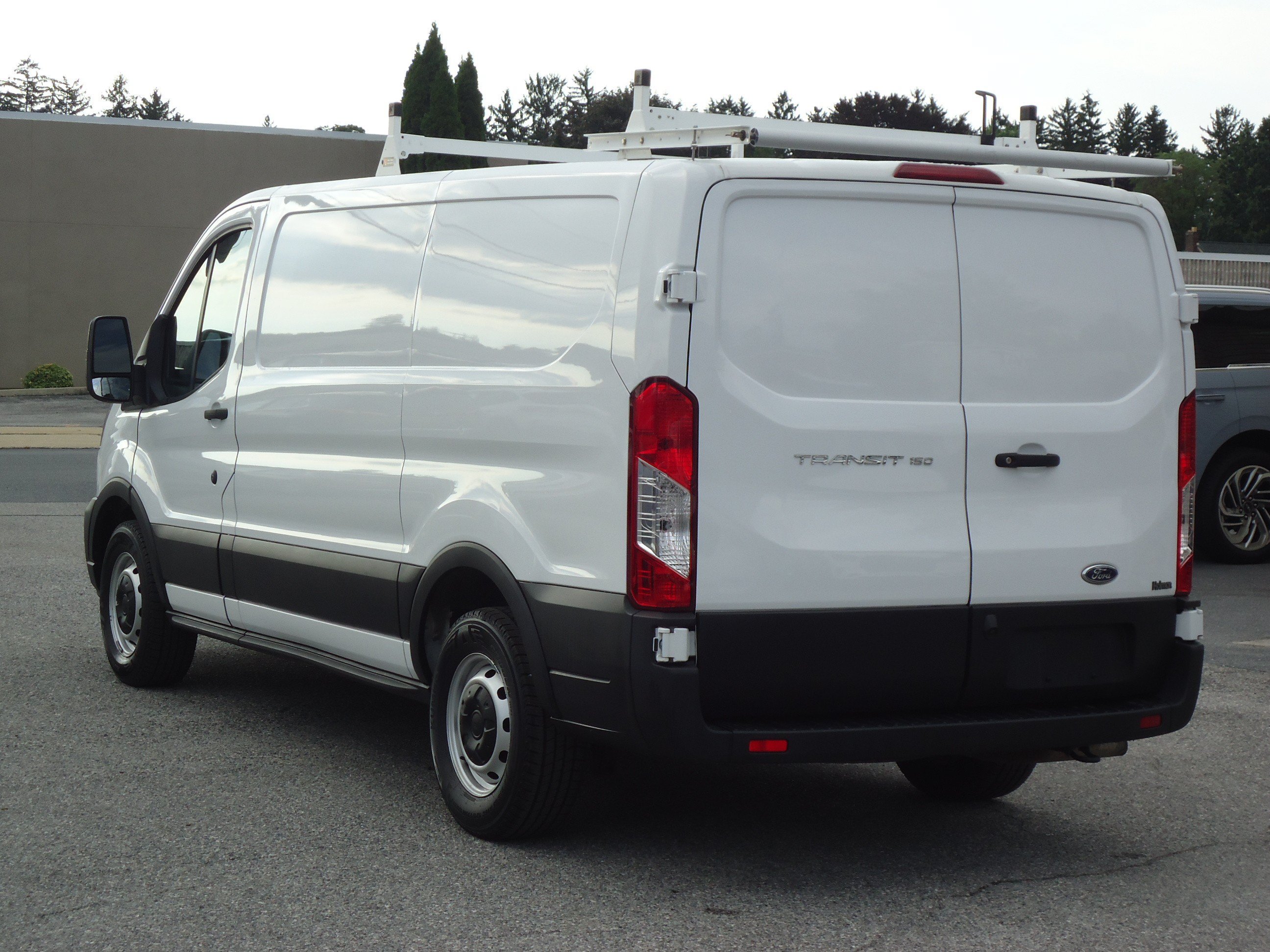 Used 2024 Ford Transit 150 Low Roof RWD image 5