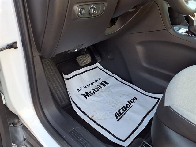 Used 2024 Chevrolet Equinox LS w/ LS Convenience Package image 47