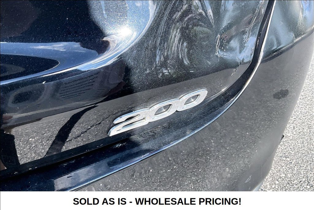 Used 2015 Chrysler 200 Limited FWD image 23