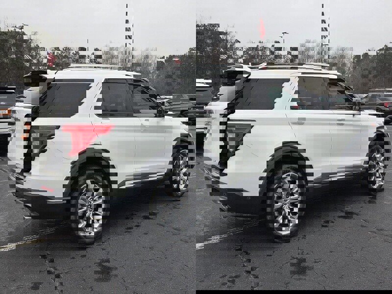 Used 2021 Ford Explorer Platinum w/ Equipment Group 601A image 14