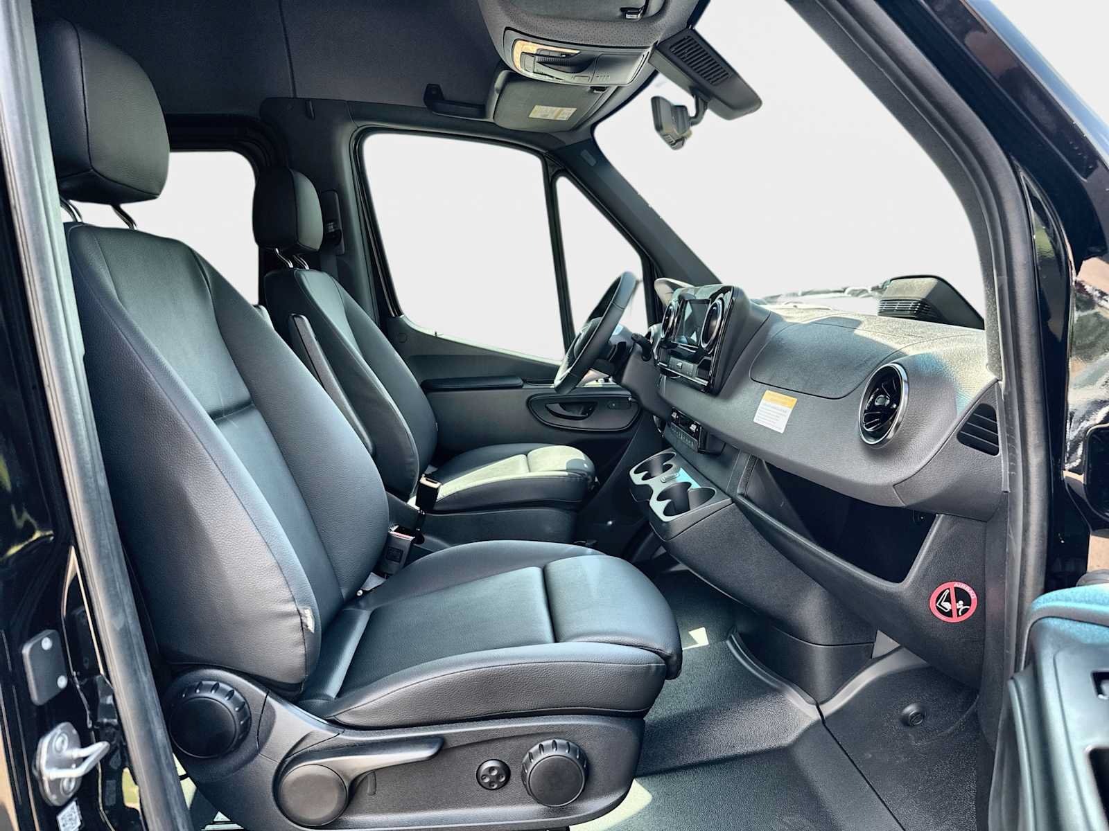 New 2026 Mercedes-Benz Sprinter 2500 image 13