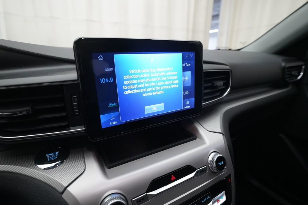 Used 2023 Ford Explorer XLT w/ Equipment Group 202A AWD/4WD image 6