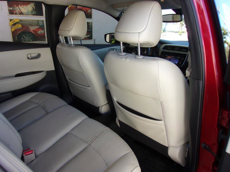 Used 2018 Nissan Leaf SL w/ SL Technology Package image 39