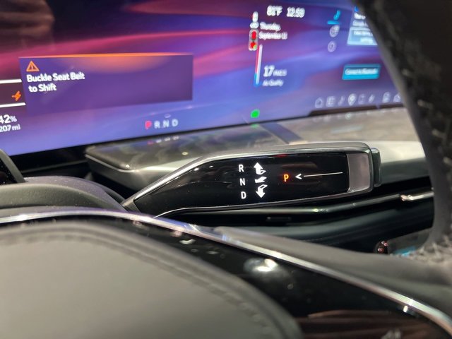 Used 2025 Cadillac Escalade IQ Sport 2 image 24