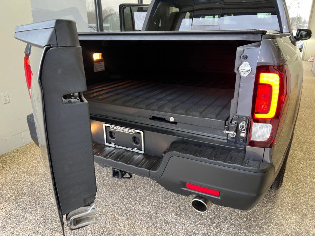 Used 2024 Honda Ridgeline RTL image 11