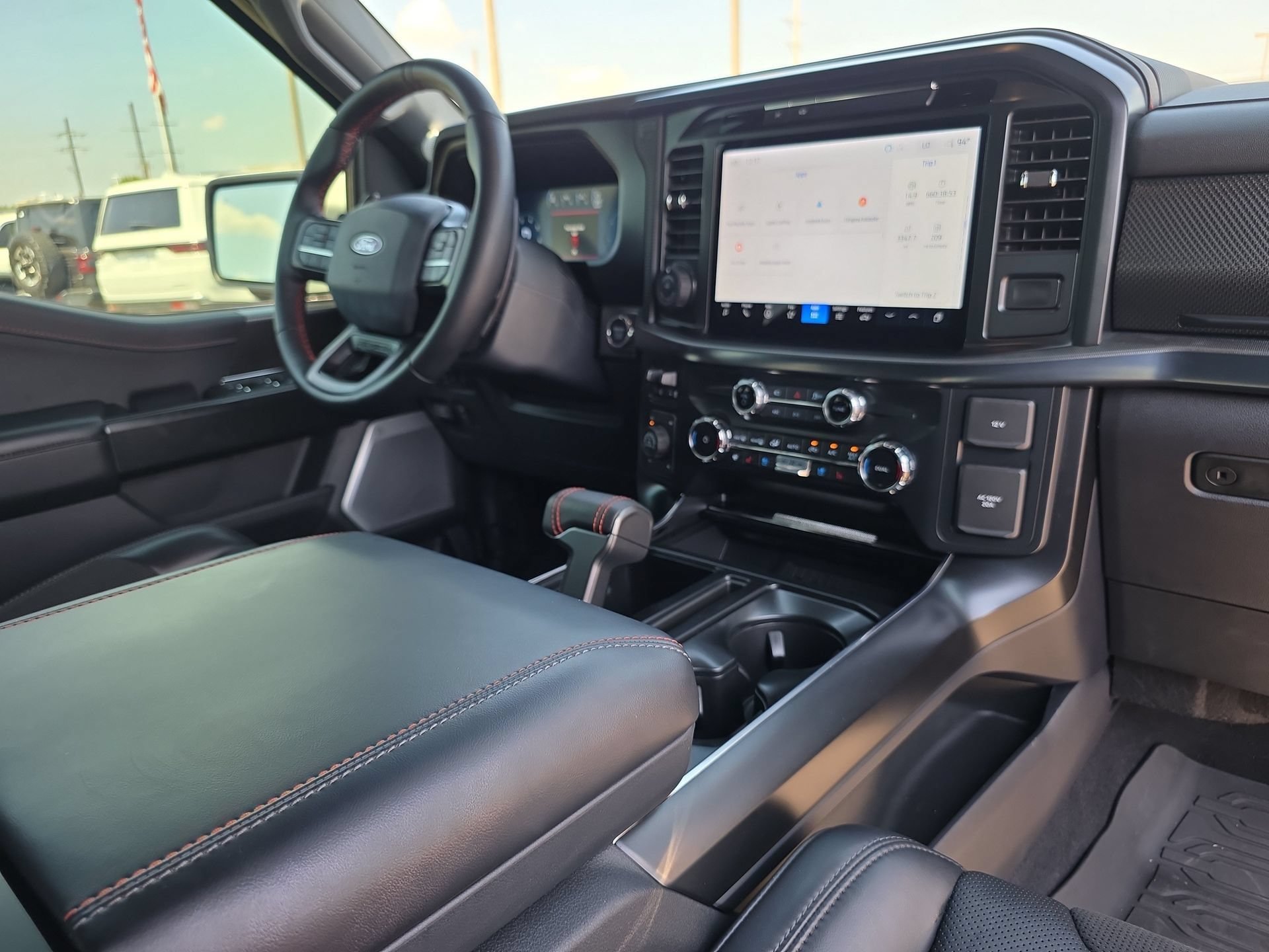 Used 2025 Ford F150 Raptor AWD/4WD image 18