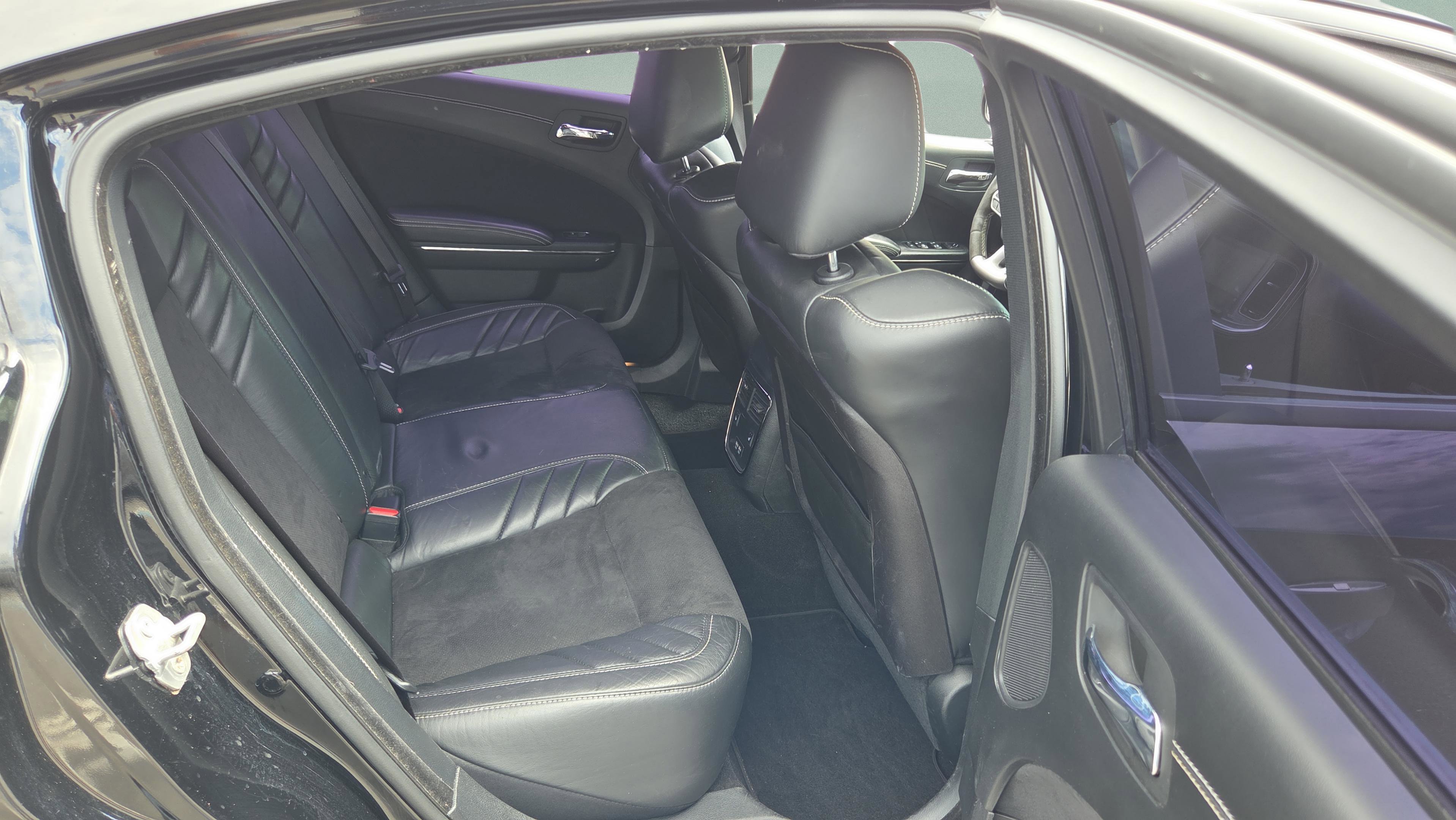 Used 2019 Dodge Charger SRT Hellcat w/ Harman/Kardon Audio Group RWD image 14