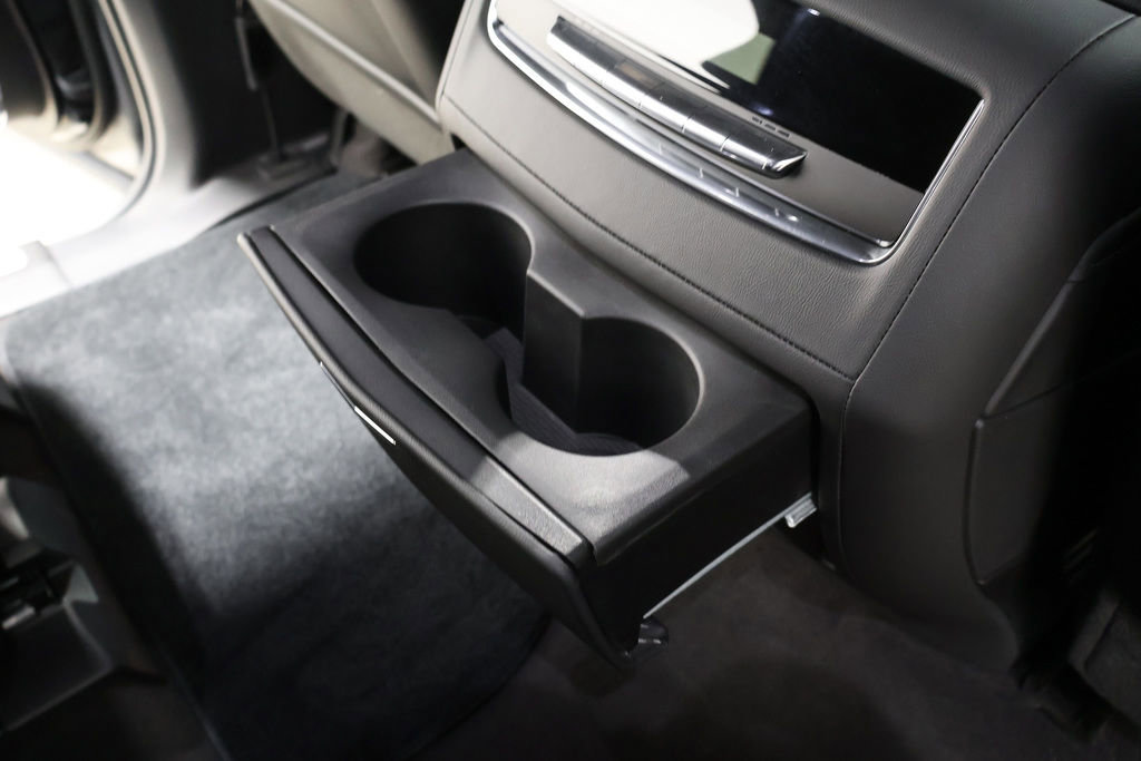 Used 2023 Cadillac Escalade Premium Luxury image 53