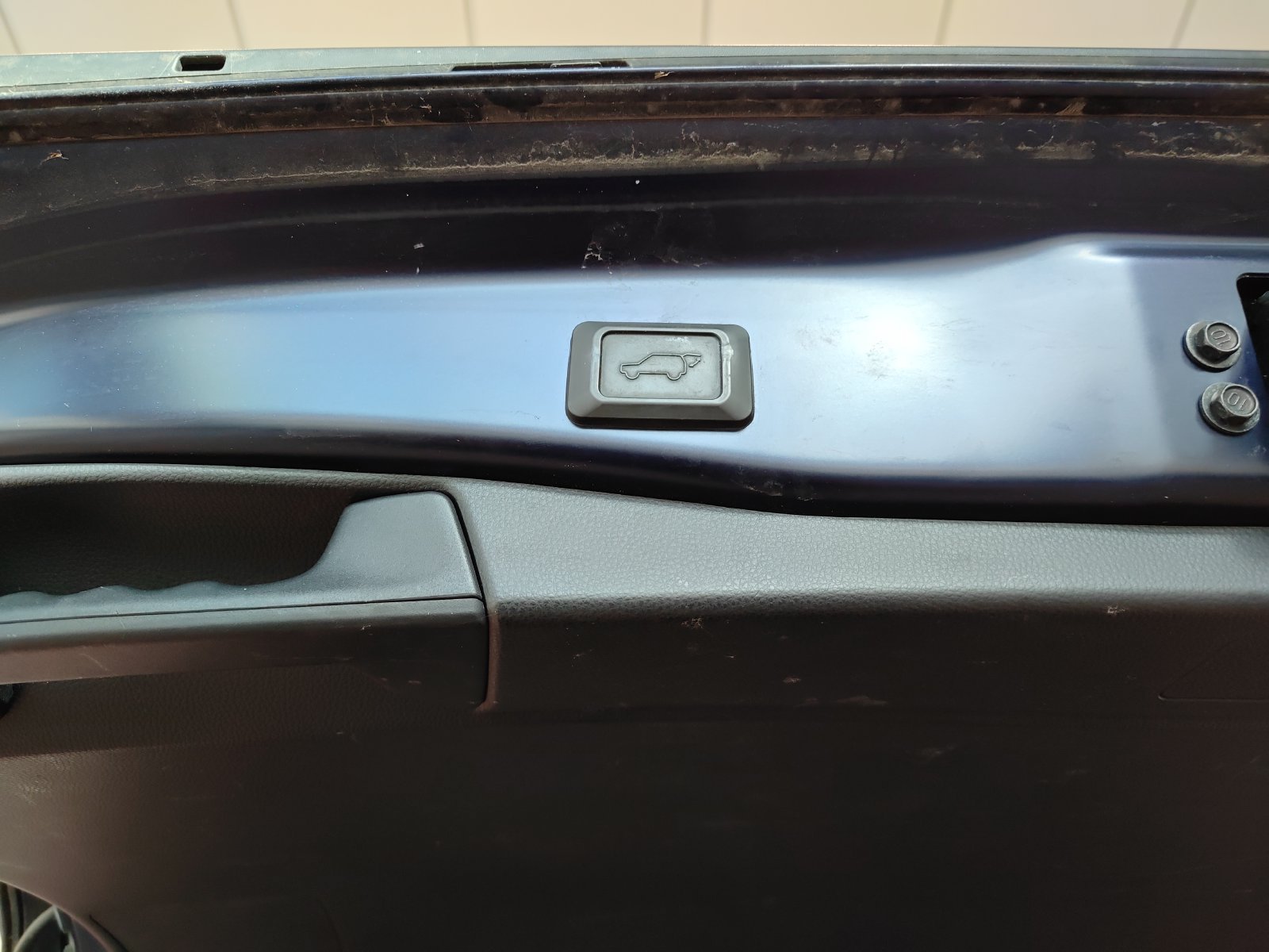Used 2019 Toyota RAV4 XLE w/ Convenience Package AWD/4WD image 14