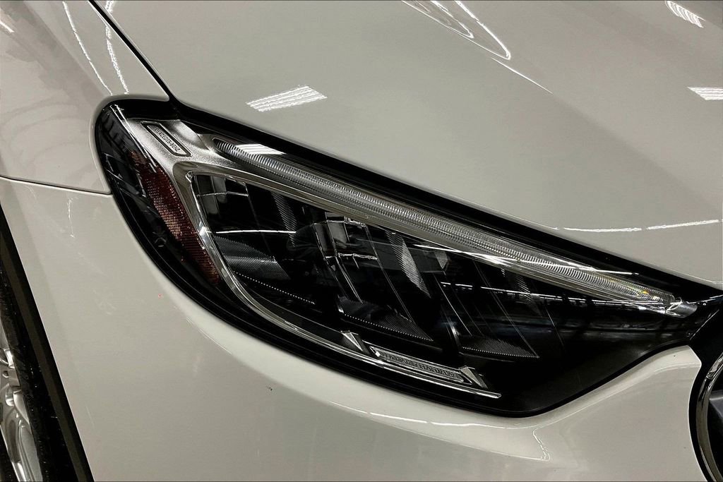 Used 2023 Mercedes-Benz GLC 300 4MATIC image 32