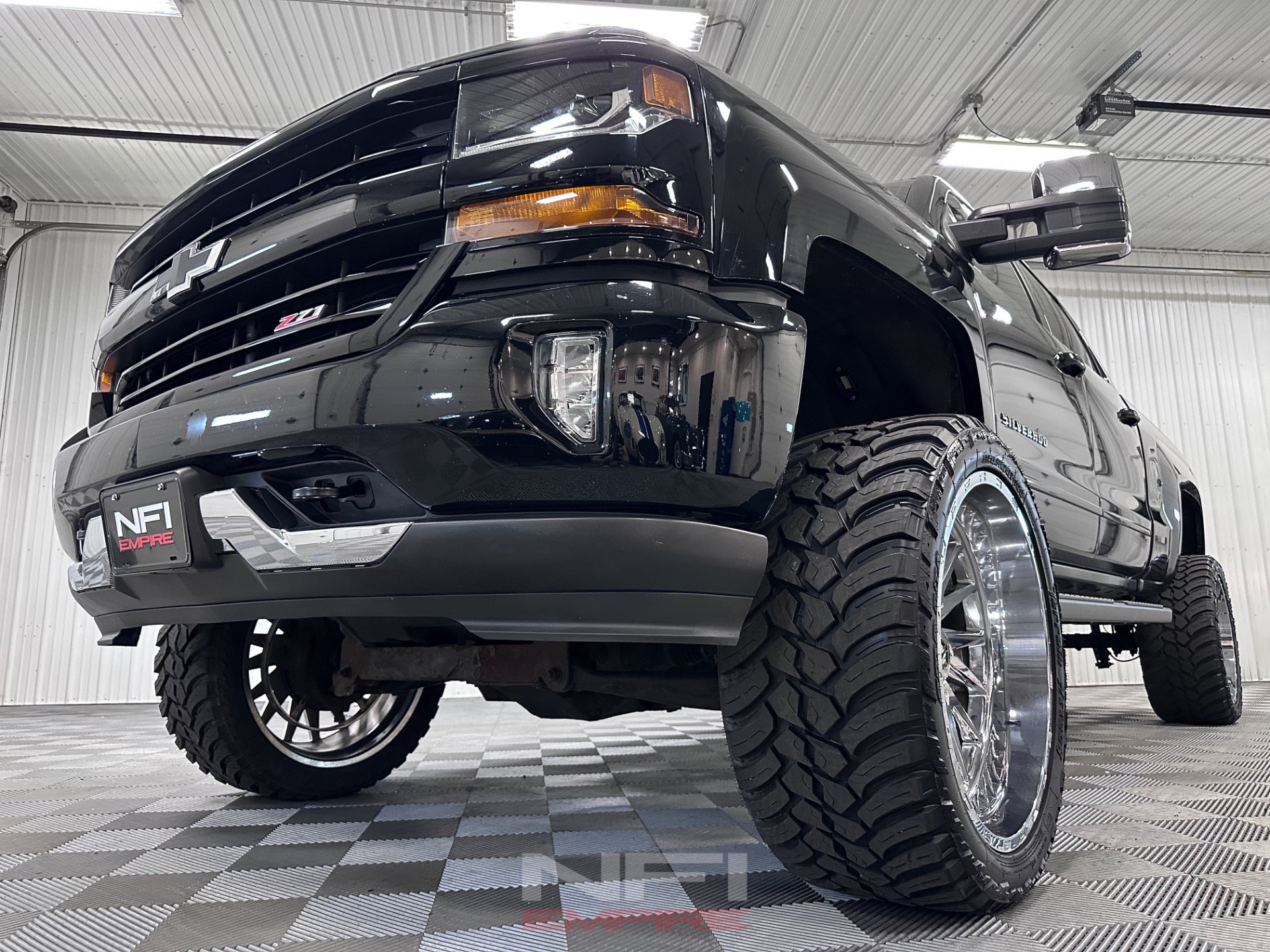 Used 2017 Chevrolet Silverado 1500 LT w/ All Star Edition AWD/4WD image 13