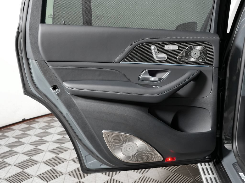 New 2026 Mercedes-Benz GLS 63 AMG 4MATIC image 28