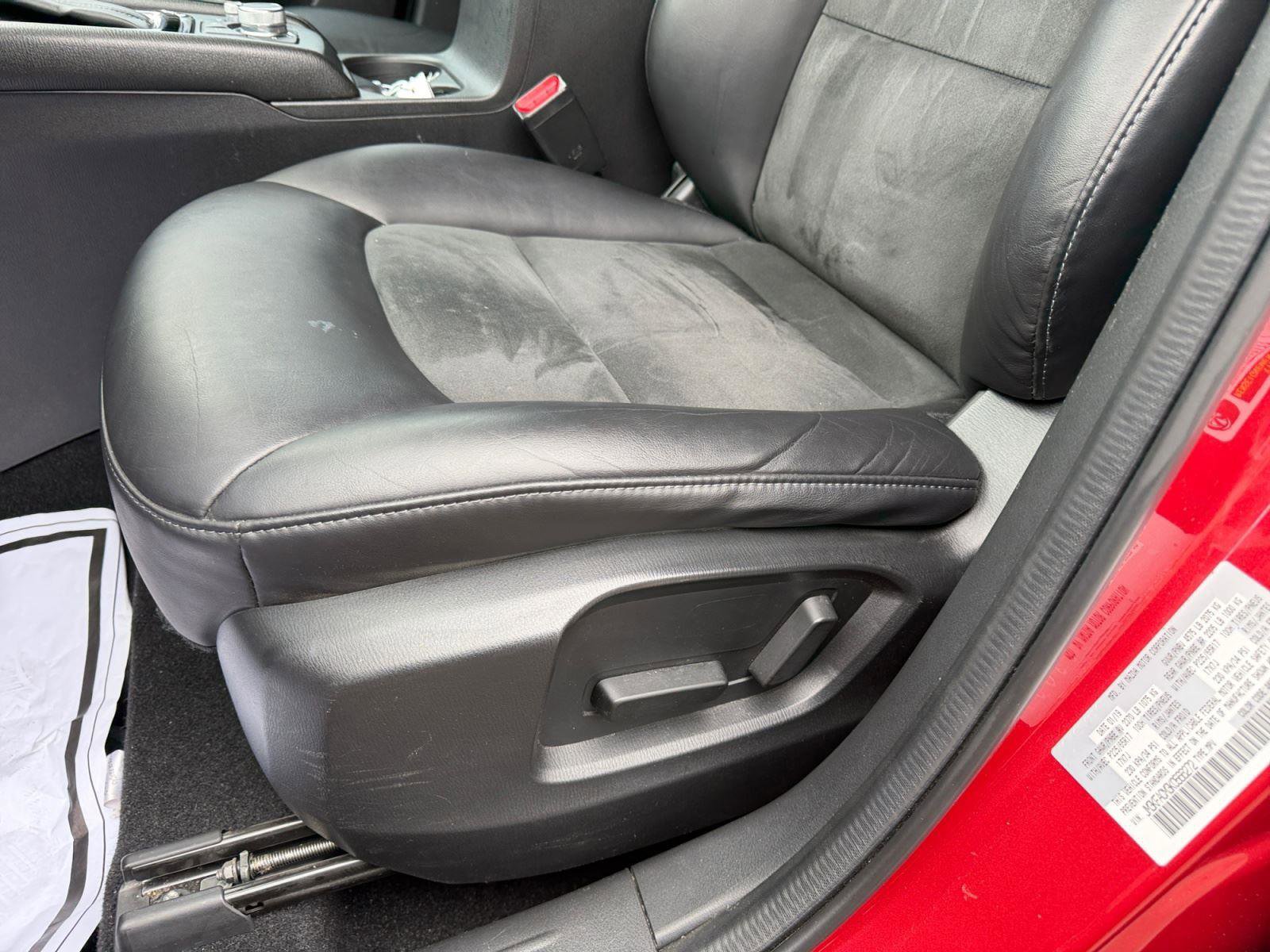 Used 2019 MAZDA CX-5 Touring image 25