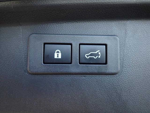 Certified 2025 Subaru Outback Premium AWD/4WD image 9