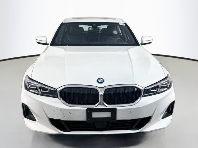 Used 2026 BMW 330i xDrive Sedan AWD/4WD image 2