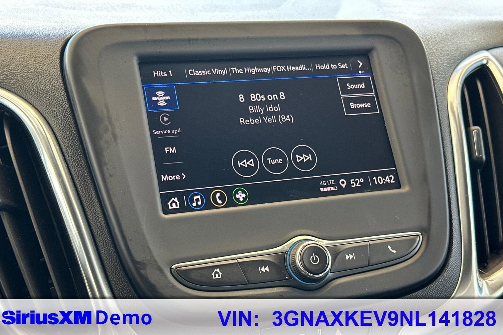 Used 2022 Chevrolet Equinox LT image 28