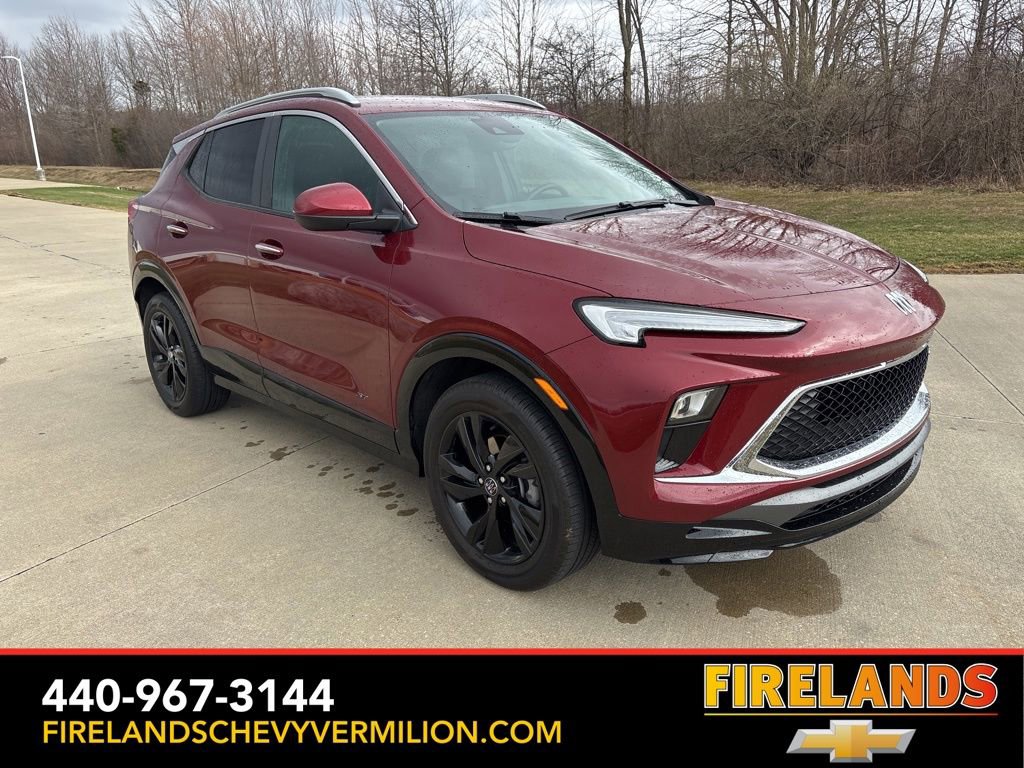 Used 2025 Buick Encore GX Sport Touring FWD image 11