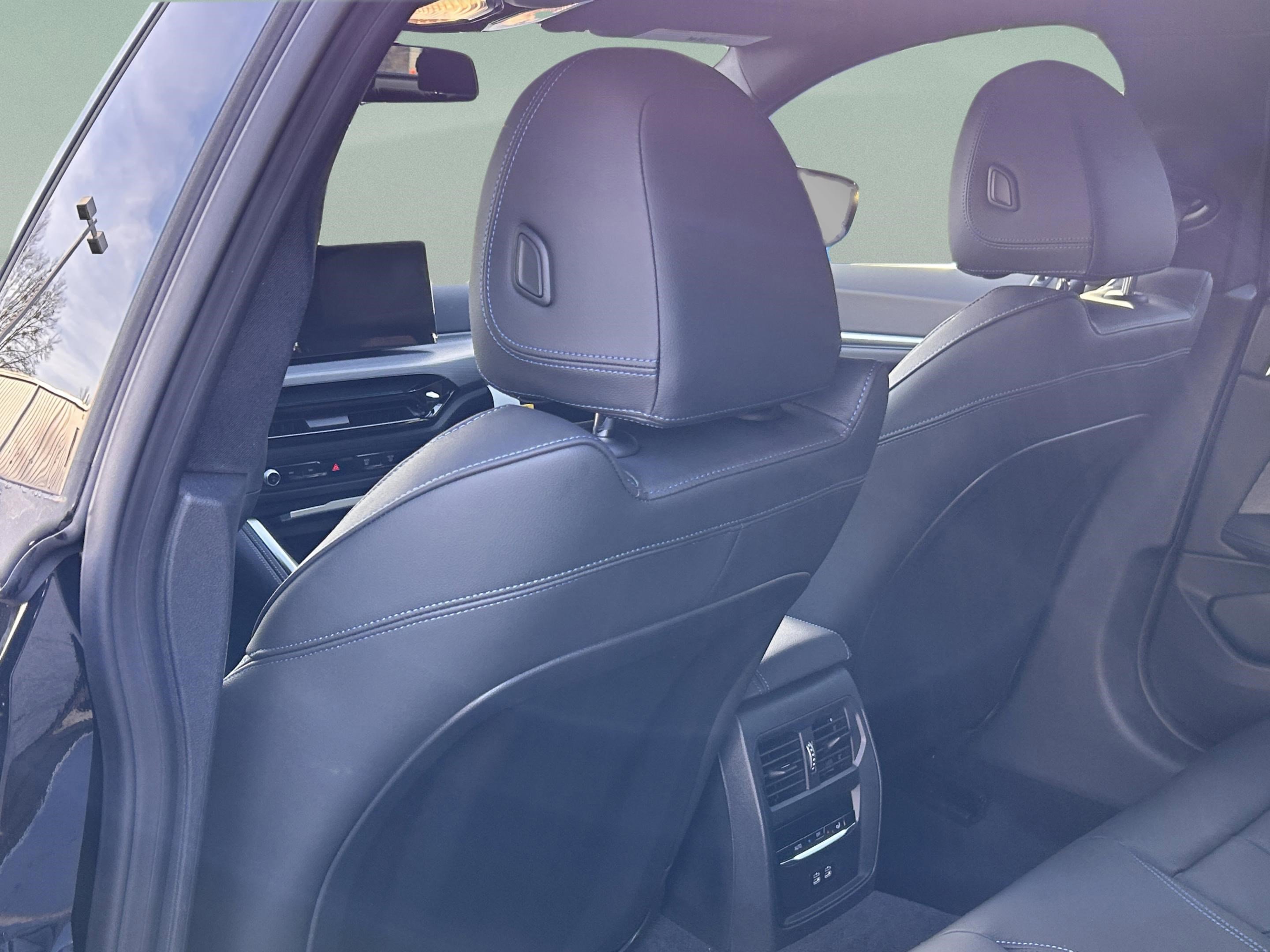 New 2026 BMW M440i w/ Premium Package image 25