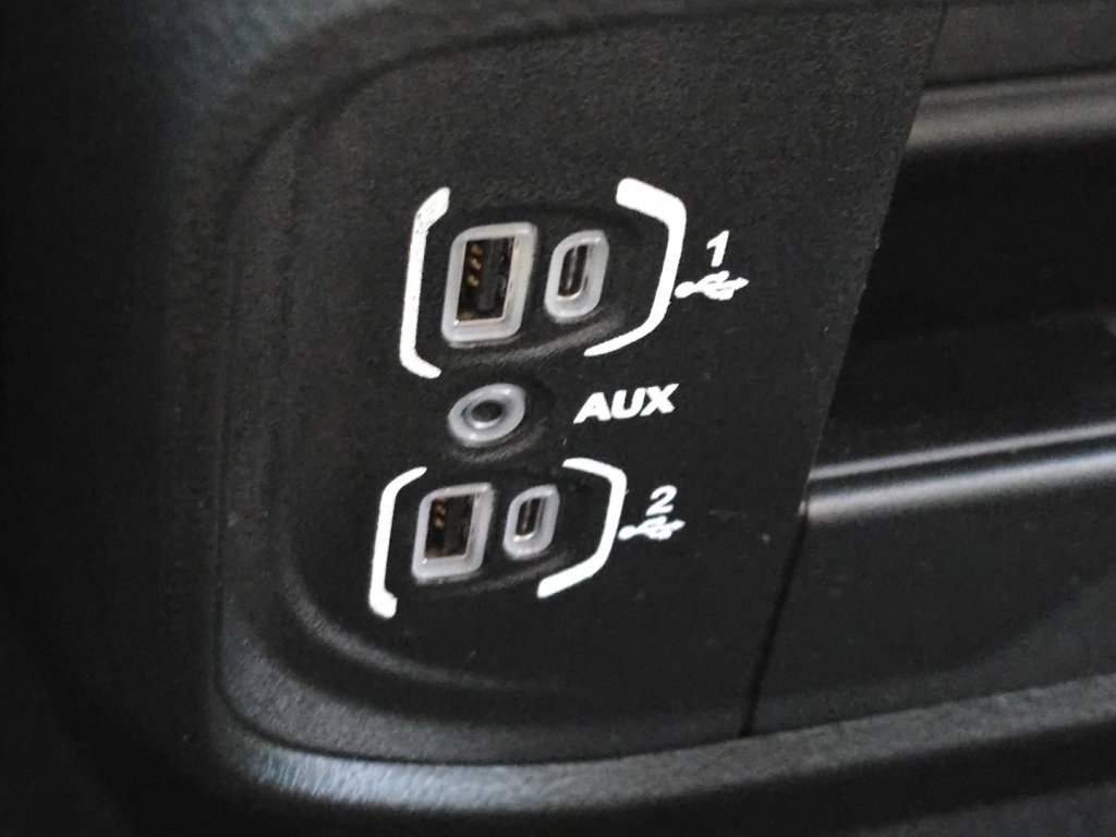 Used 2024 RAM 2500 Tradesman w/ Chrome Appearance Group image 5