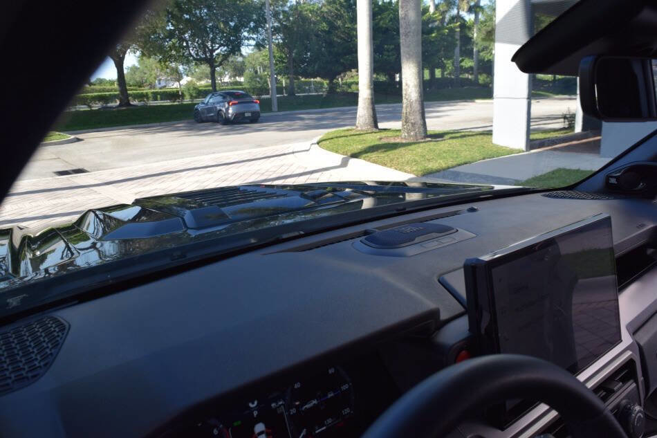 Used 2025 Toyota 4Runner TRD Sport Premium AWD/4WD image 69