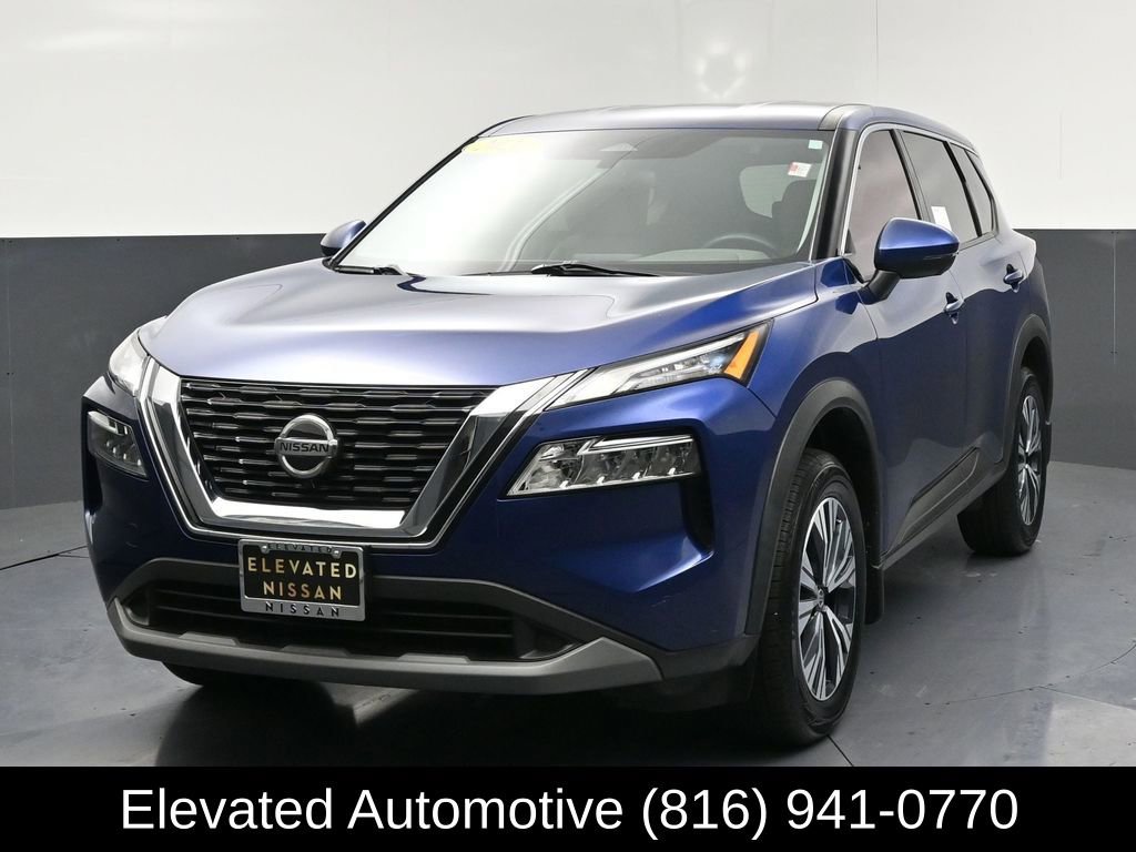 Used 2021 Nissan Rogue SV FWD image 3