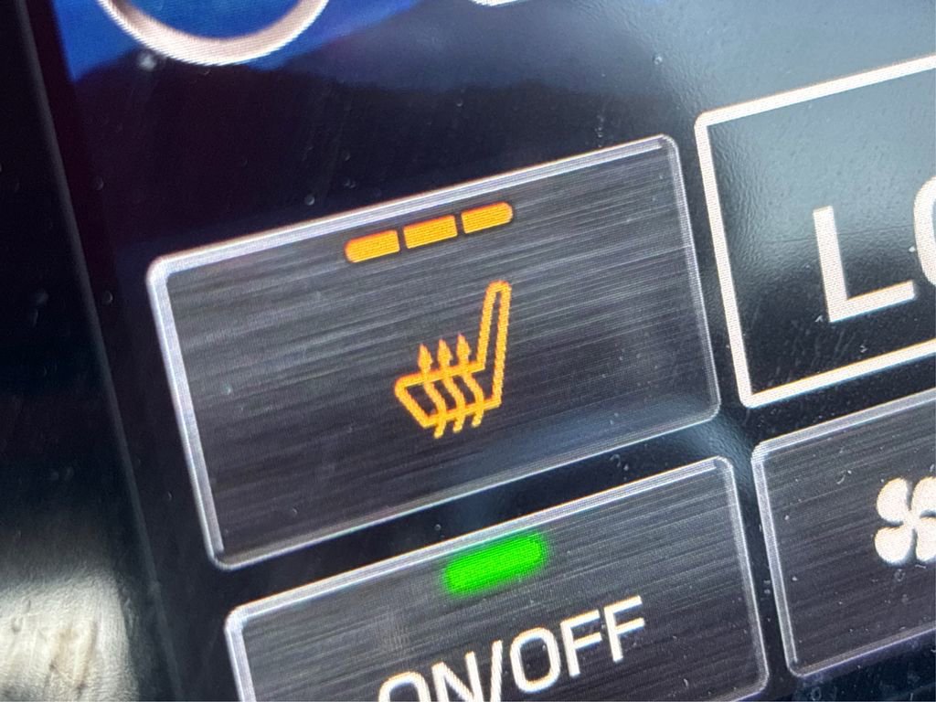 Used 2023 Subaru Forester Premium image 33