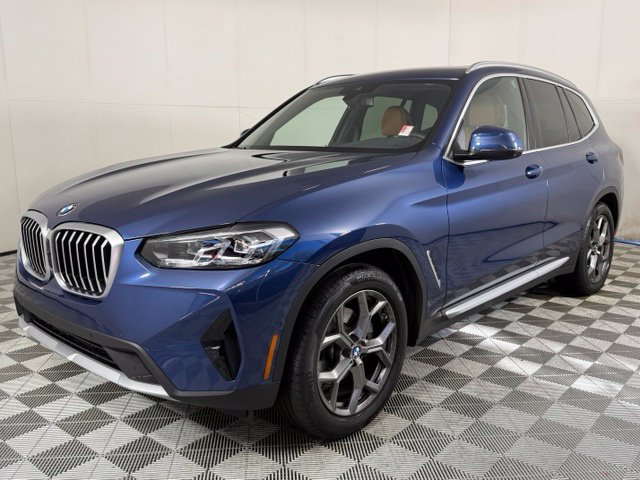 Used 2024 BMW X3 sDrive30i w/ Convenience Package w/ZPA RWD image 2