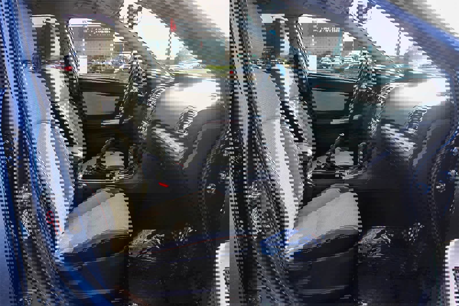 Used 2016 Subaru Crosstrek Hybrid w/ Popular Package #1 image 16