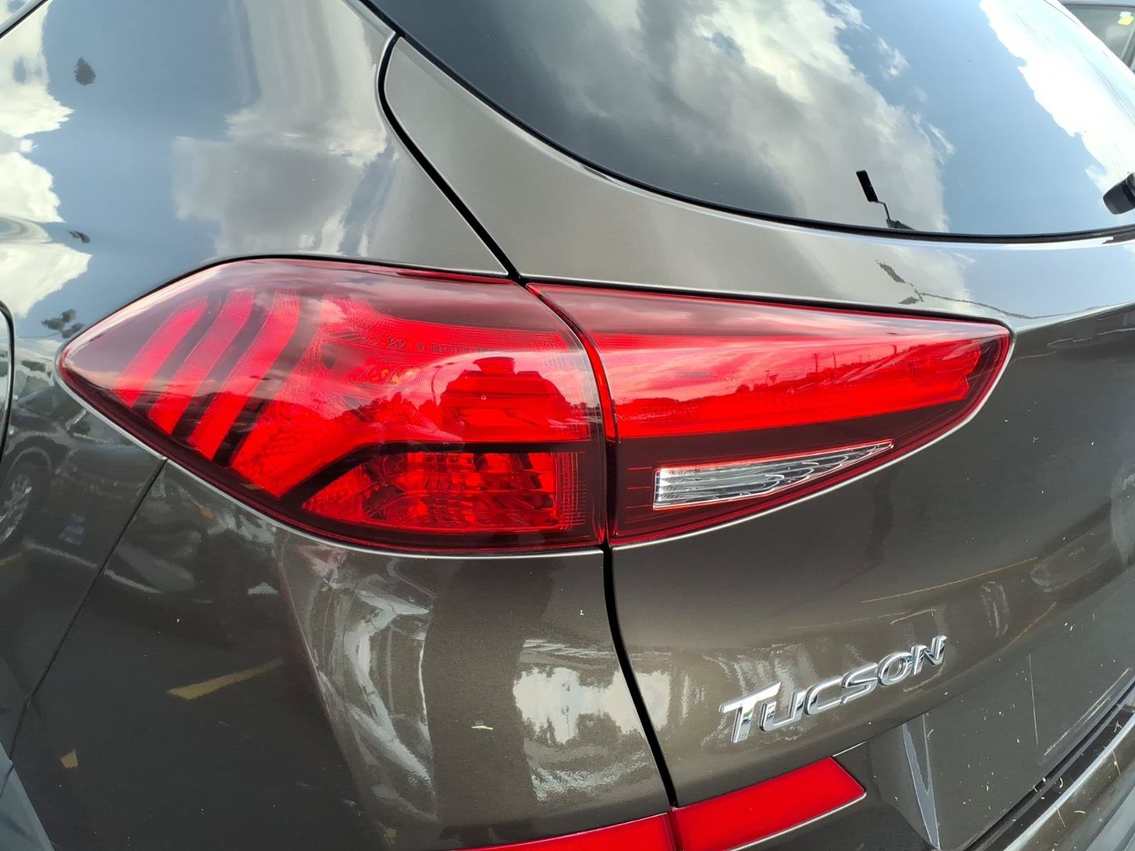 Used 2020 Hyundai Tucson Value AWD/4WD image 16