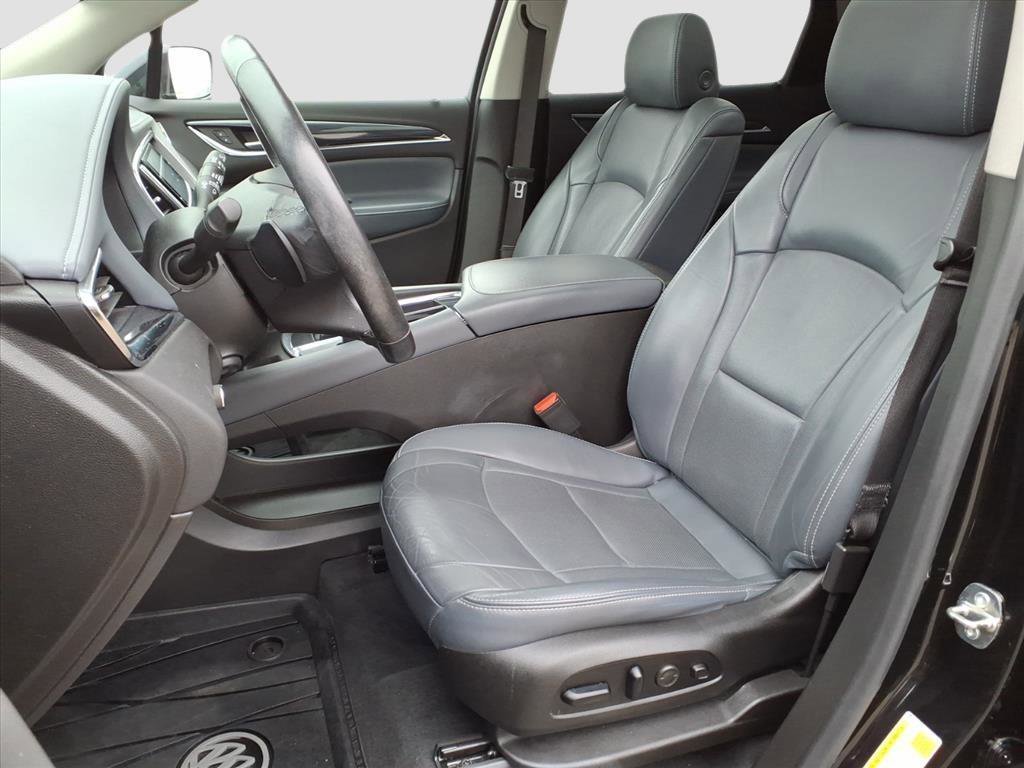 Used 2021 Buick Enclave Premium w/ Sun and Sites Package image 12