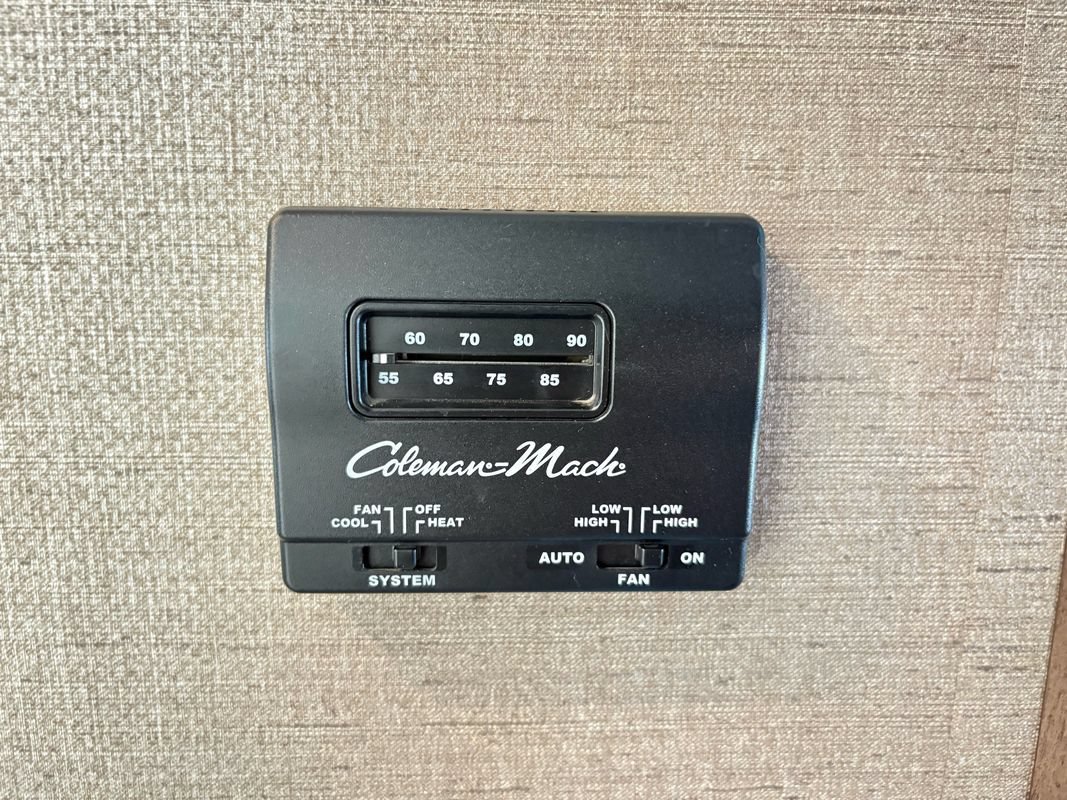Used 2018 Ford E-450 and Econoline 450 Super Duty w/ Motorhome Prep Package RWD image 51