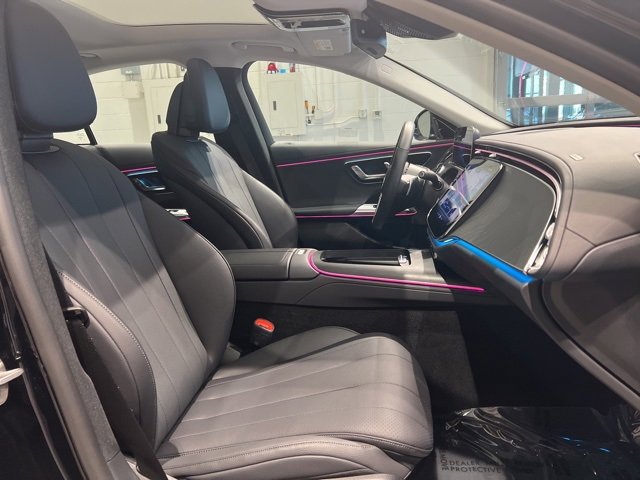 Used 2025 Mercedes-Benz E 350 4MATIC Sedan image 51