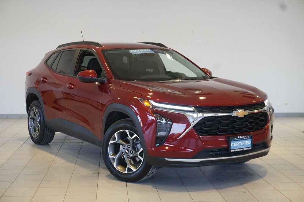 Certified 2025 Chevrolet Trax LT w/ LT Convenience Package image 2