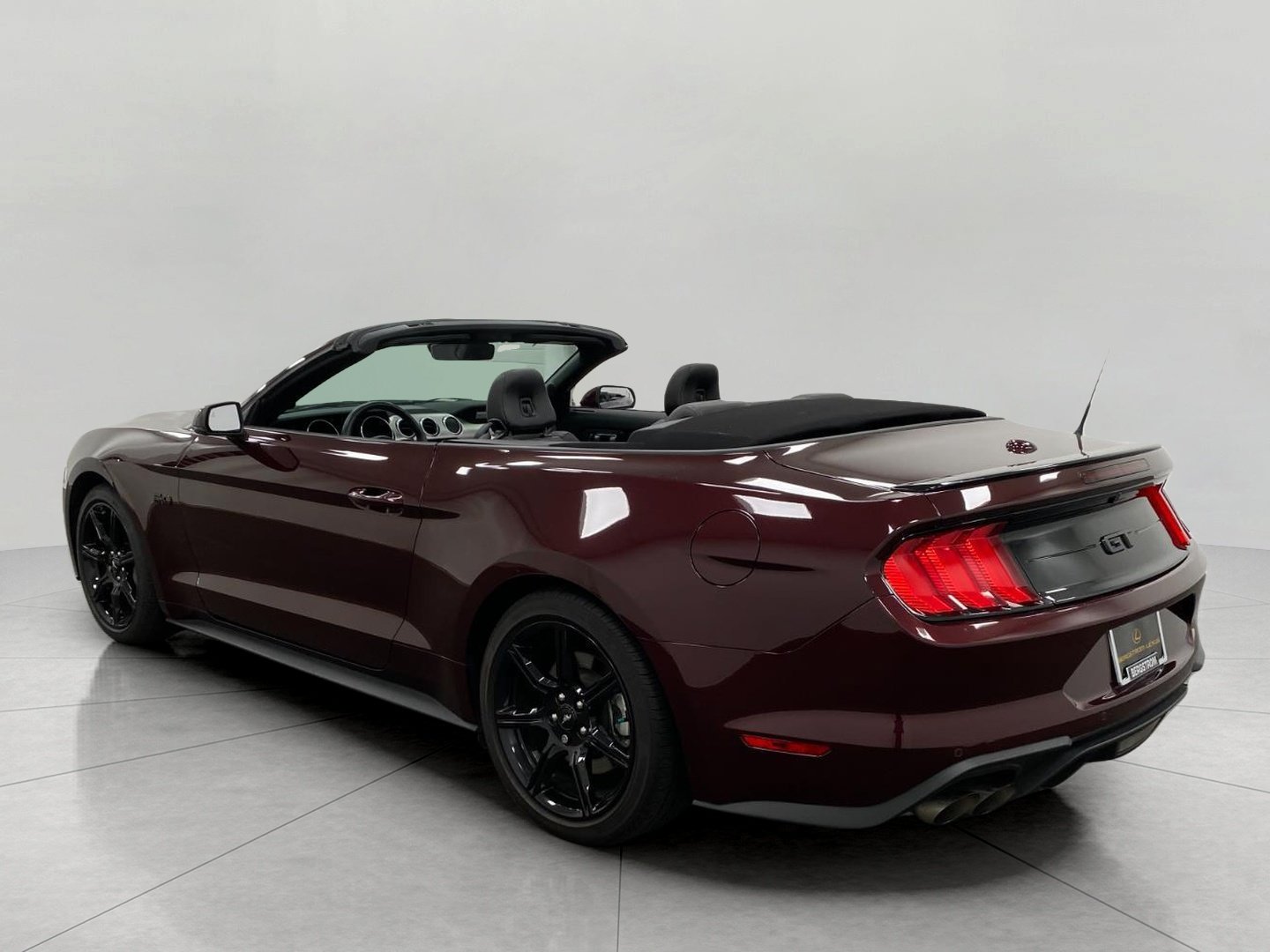 Used 2018 Ford Mustang GT Premium w/ Safe & Smart Package RWD image 8